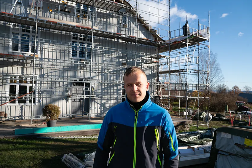 Rando Reiman forand huset på Stavsjø